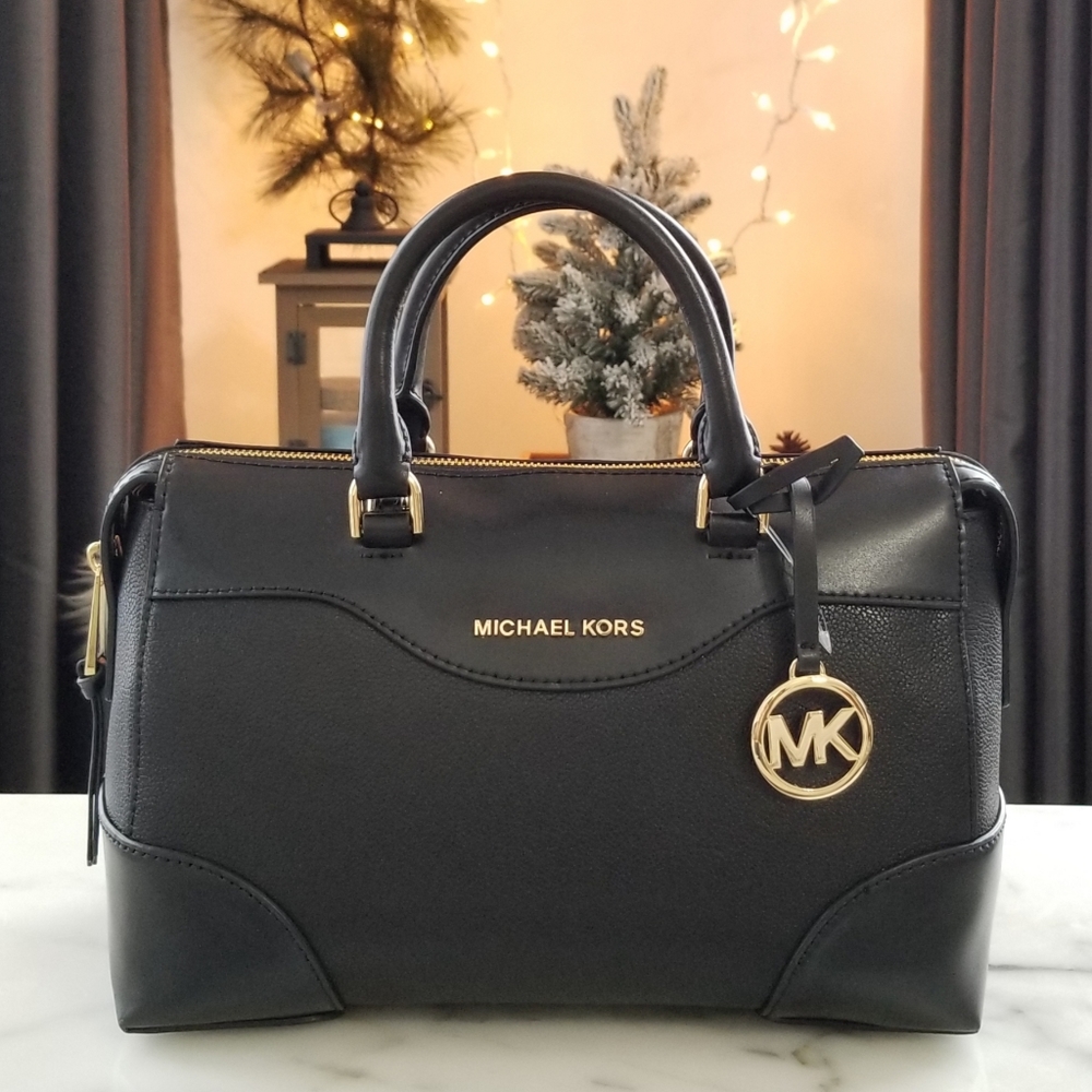 🚫SOLD🚫 Michael Kors Maya Small Leather Satchel - Picture 8 of 8